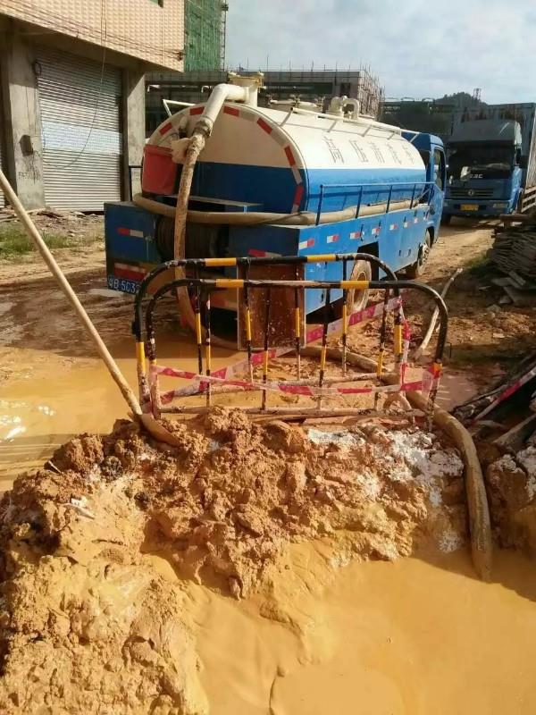 玛沁工地淤泥清淤