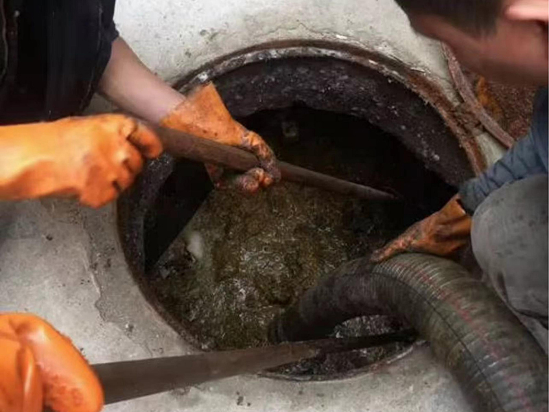 玛沁化油池、化粪池清理要做哪些安全措施？
